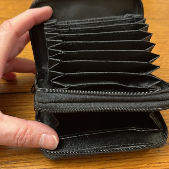 Small Wallet - Picture 3 of 4